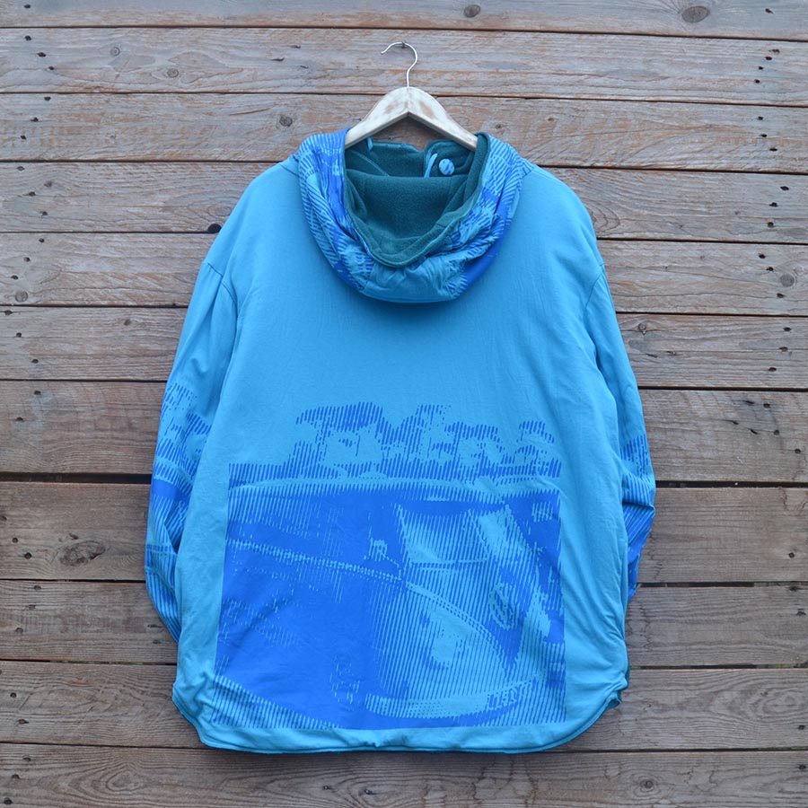 Men's reversible hoody in teal/turquoise
